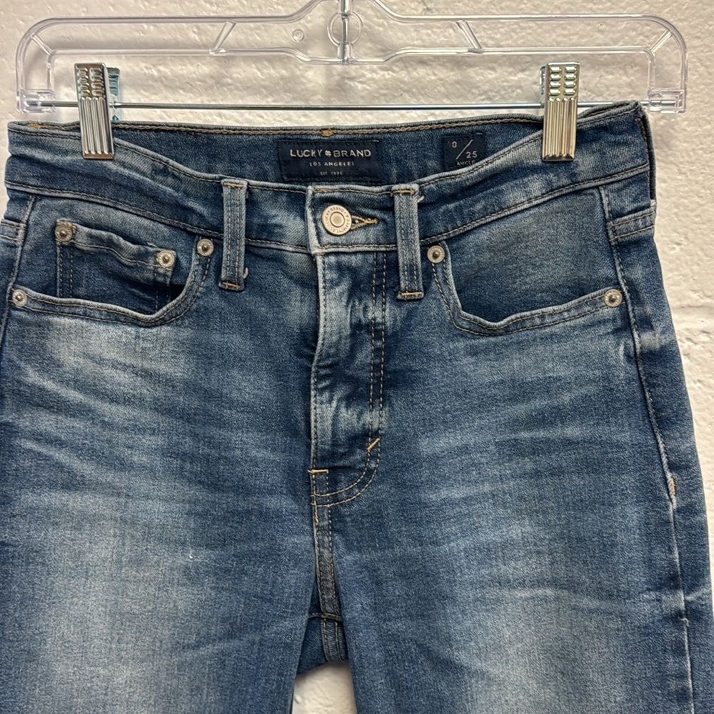 Lucky Brand Women's Blue Jeans - Picture 2 of 6